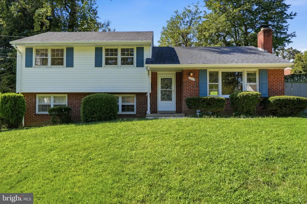 8009 GOSPORT LANE Springfield, VA 22151
