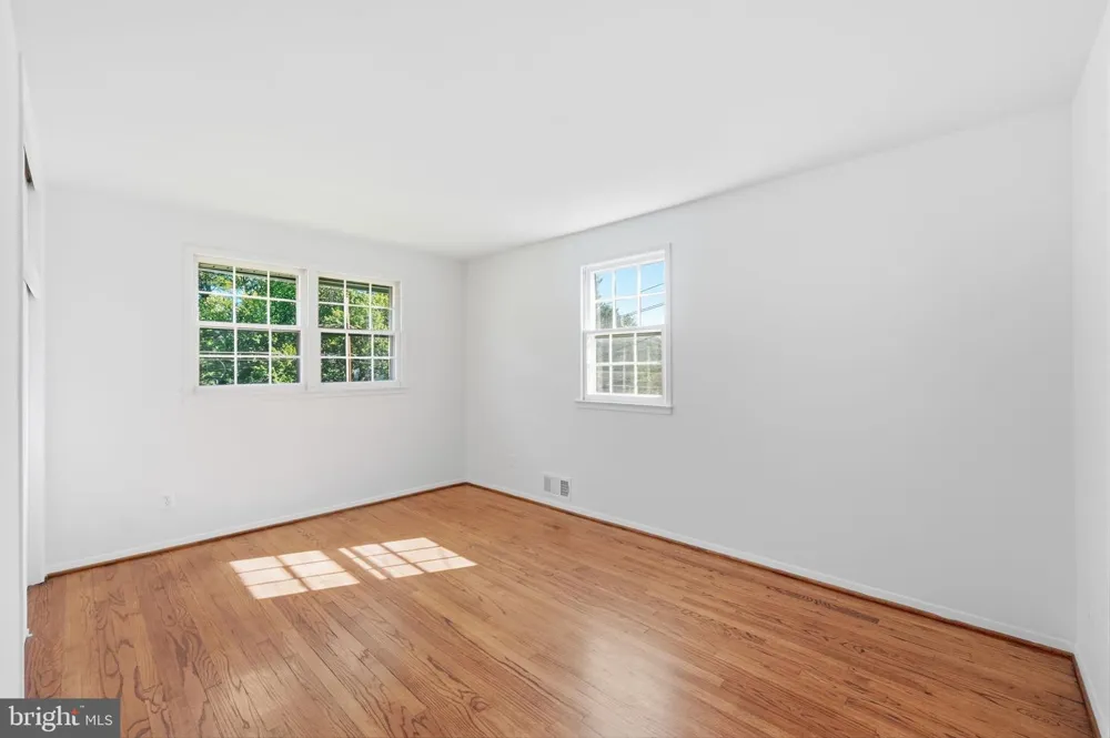 8009 GOSPORT LANE Springfield, VA 22151