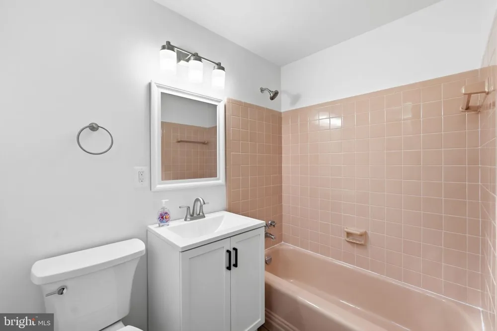 8009 GOSPORT LANE Springfield, VA 22151