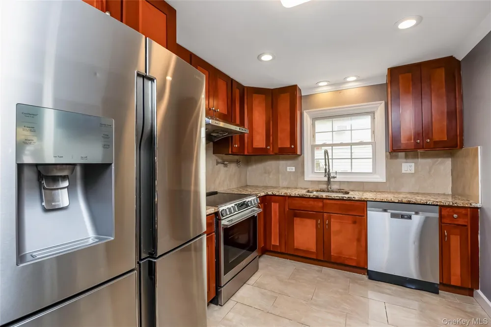 391 Bellmore Road East Meadow, NY 11554