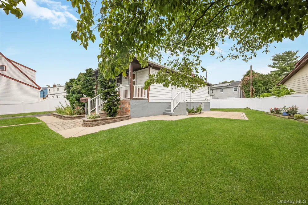 391 Bellmore Road East Meadow, NY 11554