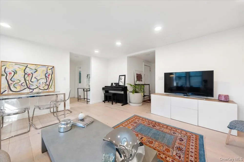 30 Windsor Terrace #AA1 White Plains, NY 10601