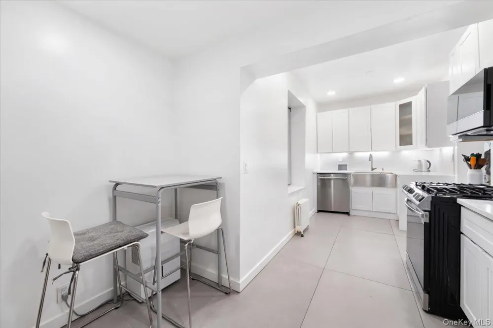 30 Windsor Terrace #AA1 White Plains, NY 10601