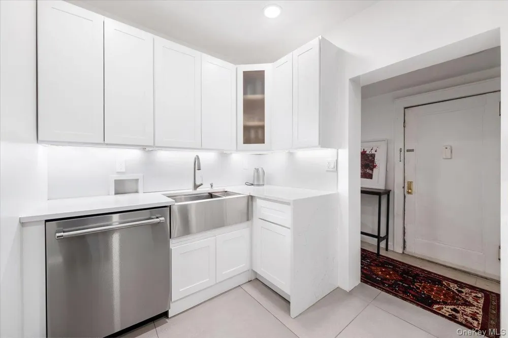 30 Windsor Terrace #AA1 White Plains, NY 10601
