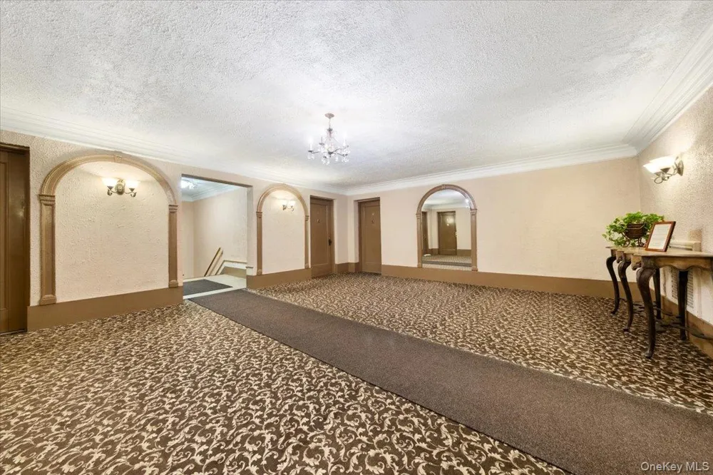 30 Windsor Terrace #AA1 White Plains, NY 10601