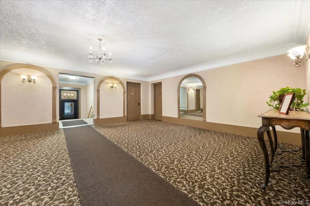 30 Windsor Terrace #AA1 White Plains, NY 10601