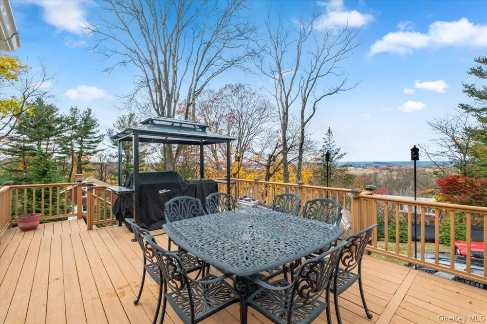 27 Ryder Road Ossining, NY 10562