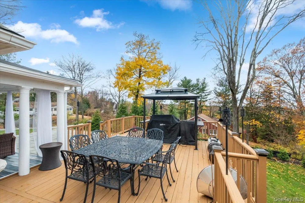 27 Ryder Road Ossining, NY 10562