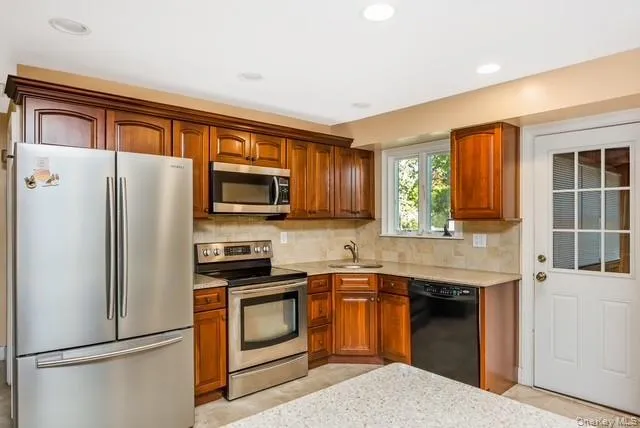 373 Nicolls Road Deer Park, NY 11729