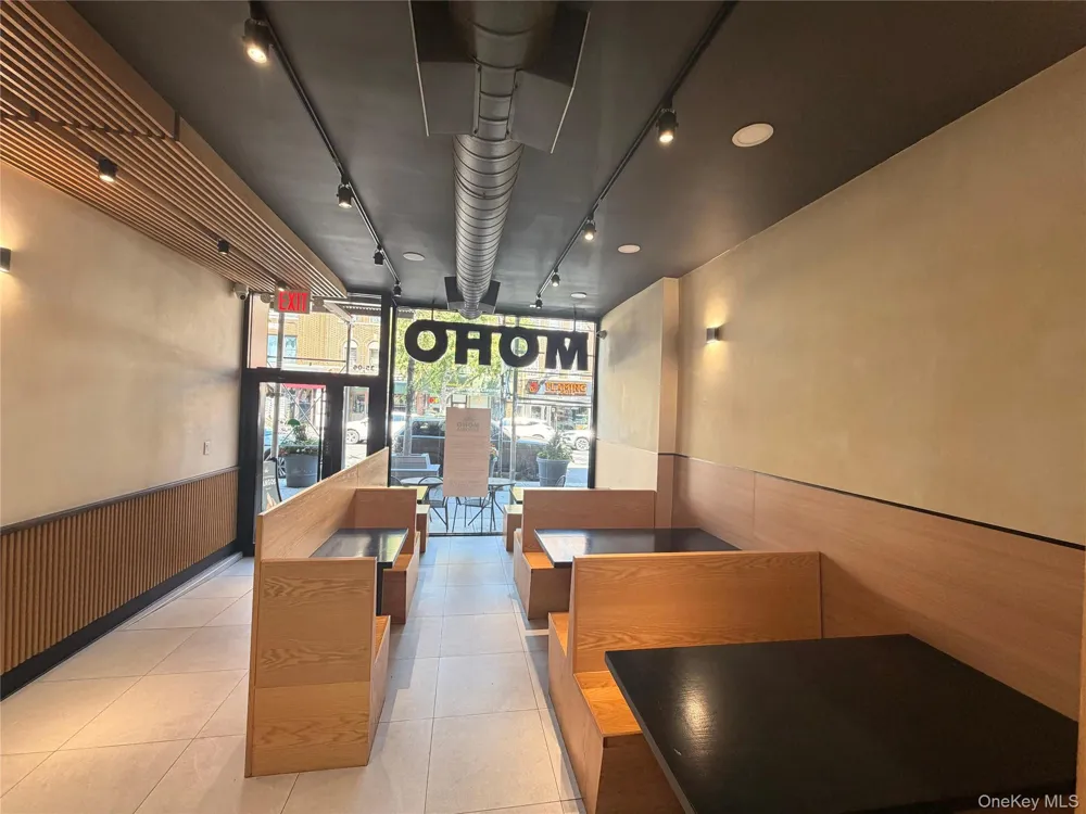 3506 Ditmars Boulevard Astoria, NY 11105