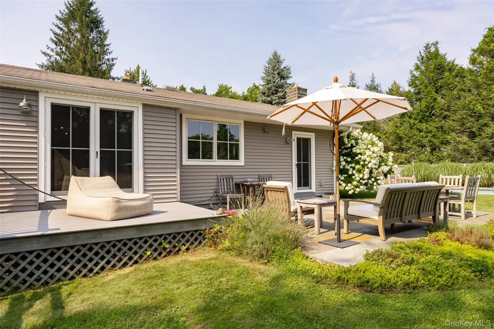 62 Frost Road Rhinebeck, NY 12572