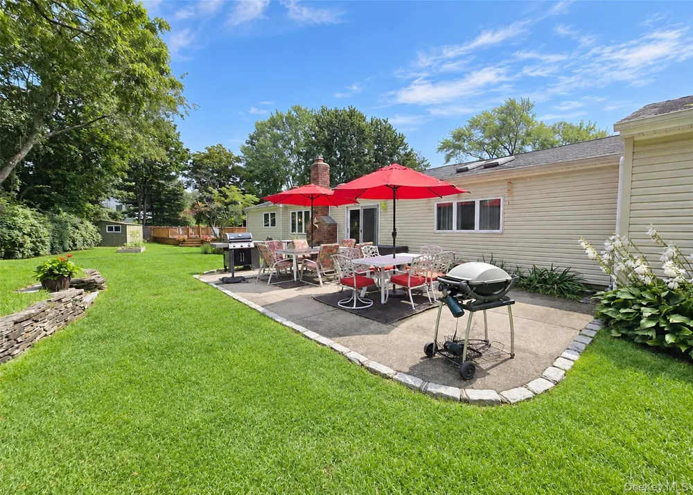 1 Lisa Lane Port Jefferson Station, NY 11776
