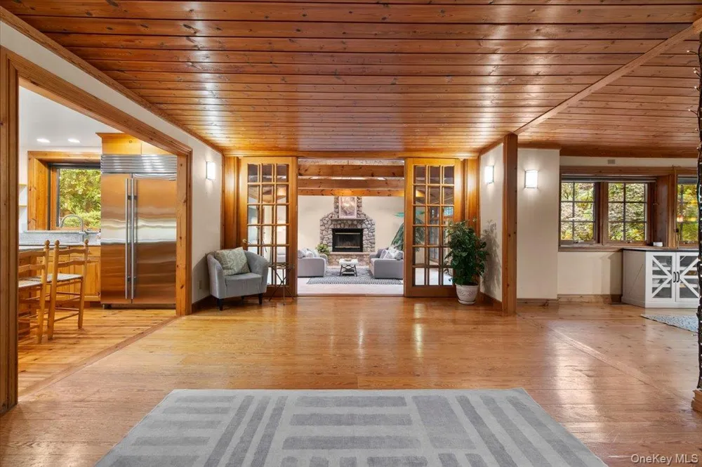 2 British Colony Road Northport, NY 11768