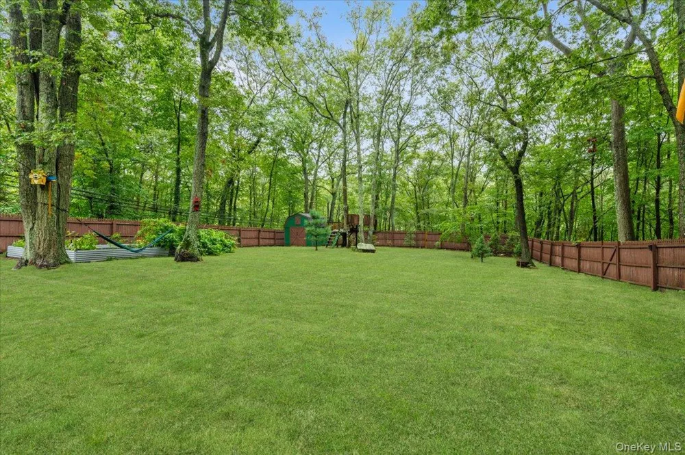 2 British Colony Road Northport, NY 11768