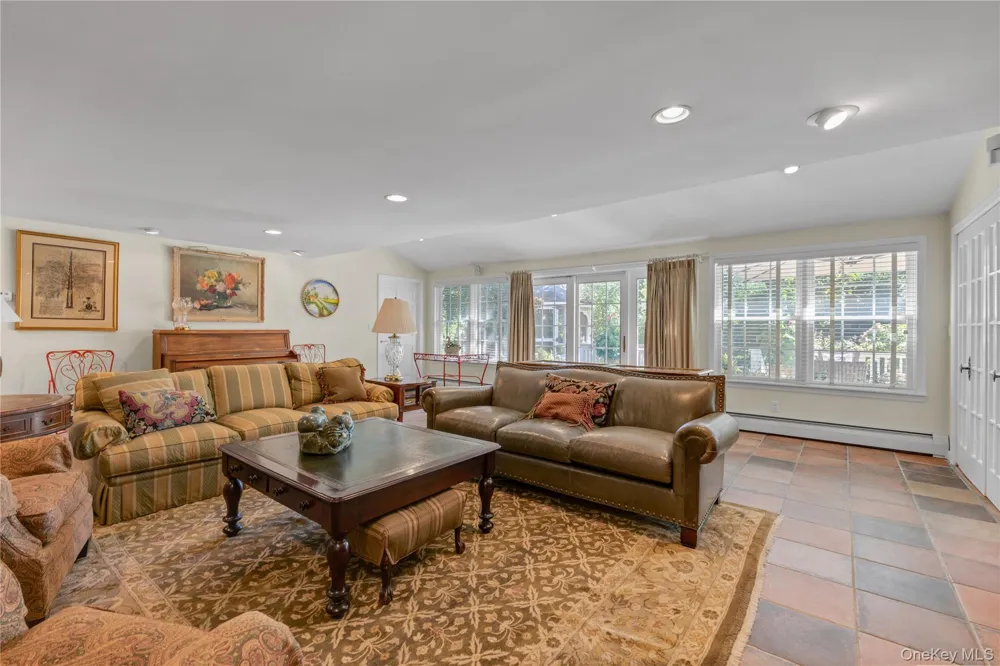 4 Dairy Drive Glen Cove, NY 11542