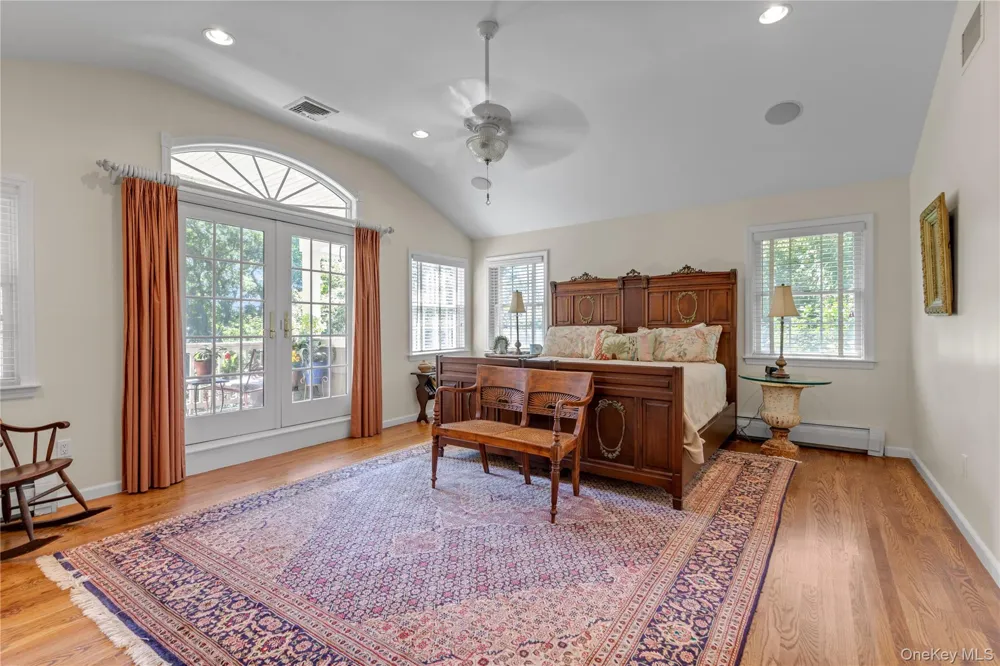 4 Dairy Drive Glen Cove, NY 11542