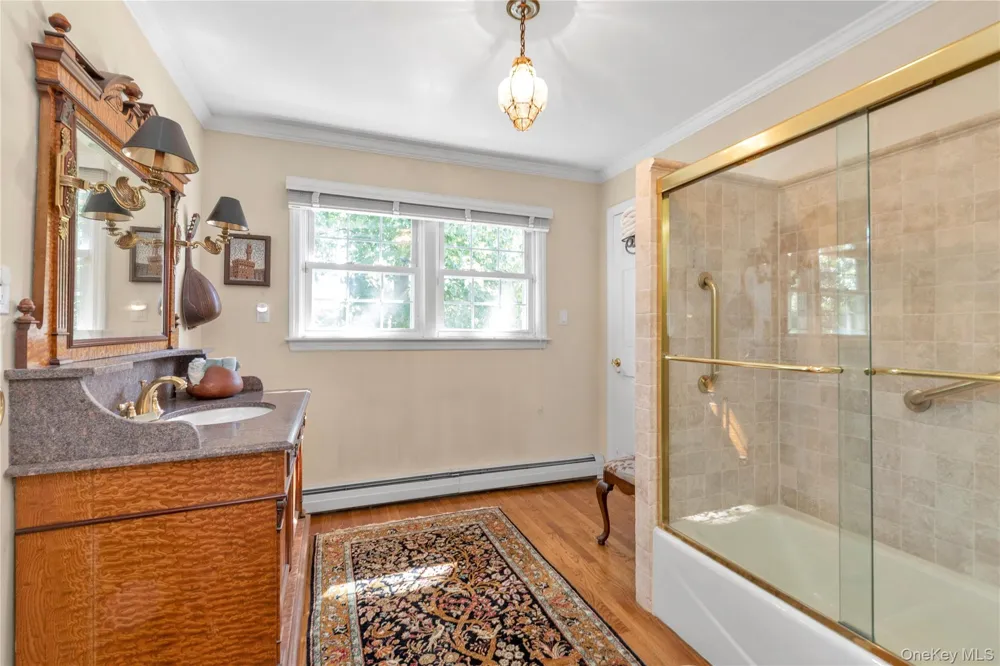 4 Dairy Drive Glen Cove, NY 11542