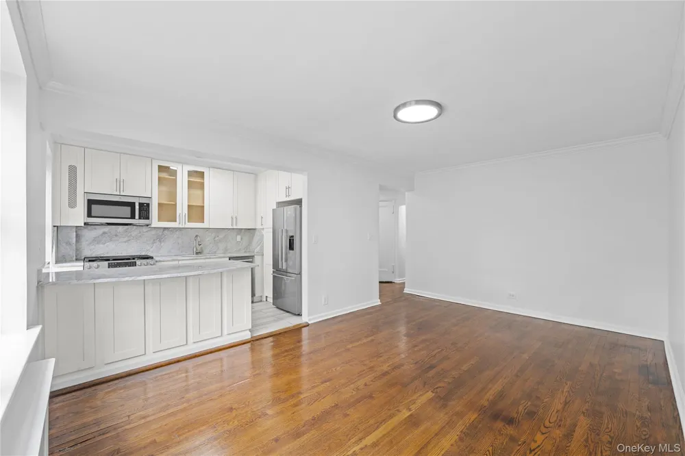 141-39 78th Road #2P Kew Garden Hills, NY 11367