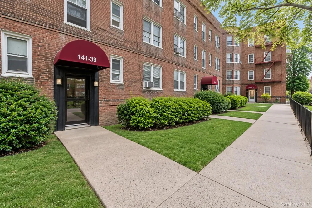 141-39 78th Road #2P Kew Garden Hills, NY 11367