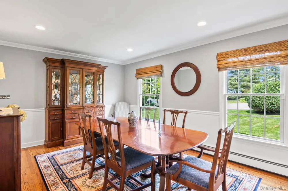 17 Lemark Court East Setauket, NY 11733