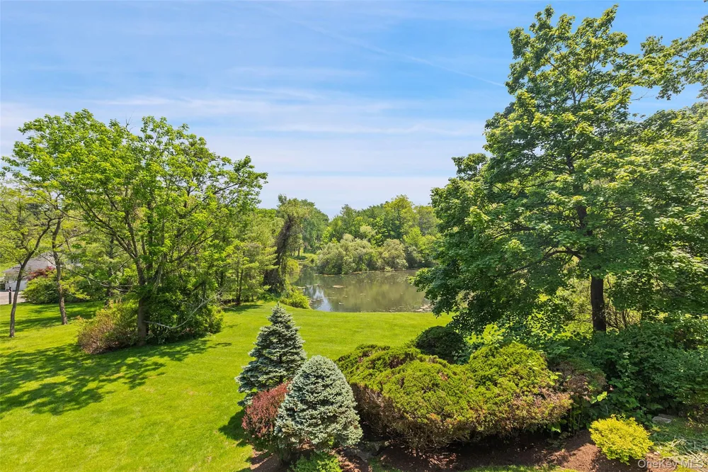 24 Meadow Hill Place Armonk, NY 10504