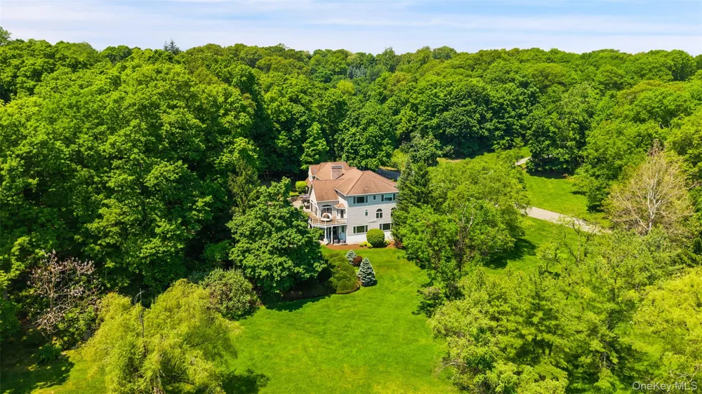 24 Meadow Hill Place Armonk, NY 10504