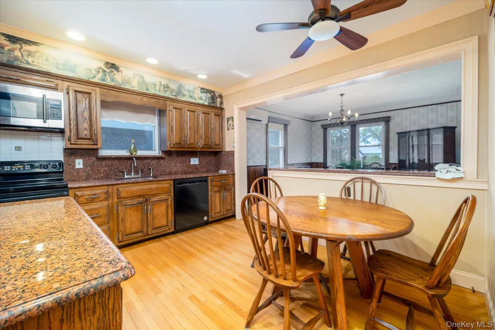 157 Oceanview Road East Rockaway, NY 11518
