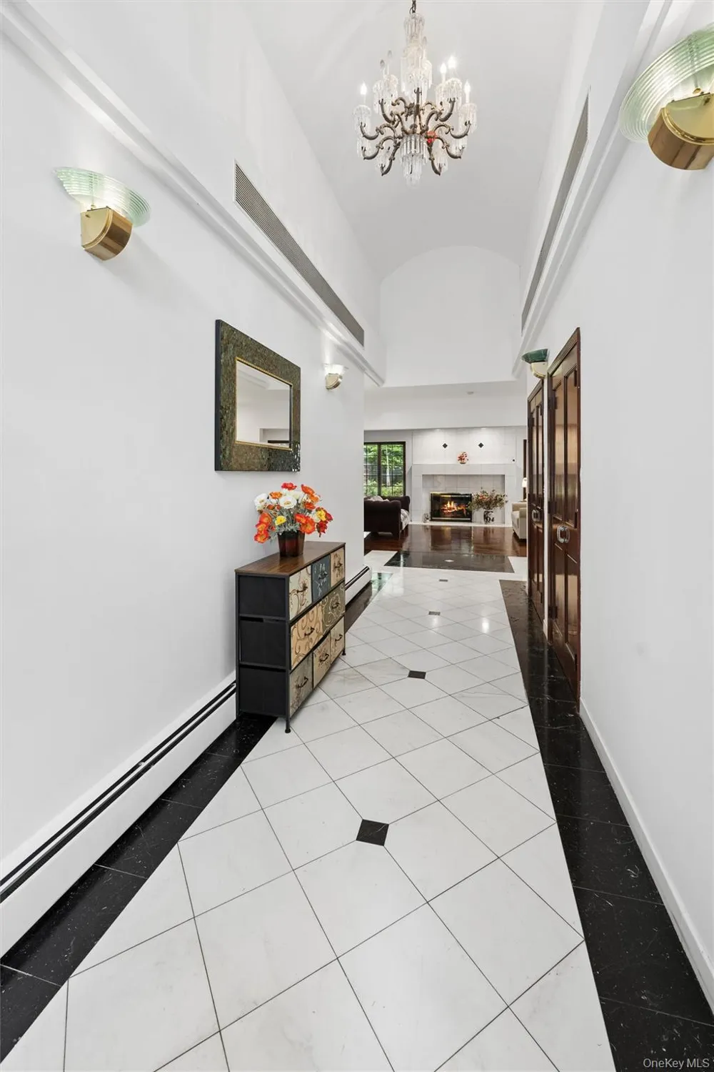 1 Engineers Road Roslyn, NY 11576