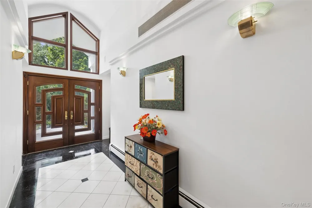 1 Engineers Road Roslyn, NY 11576