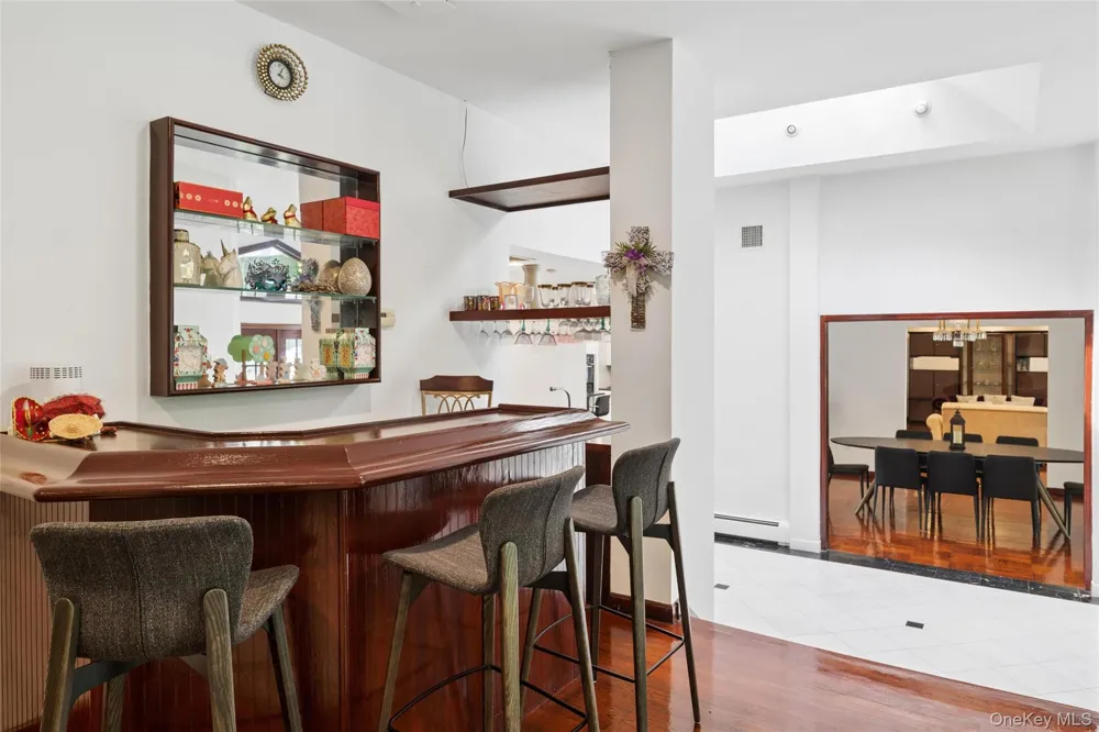 1 Engineers Road Roslyn, NY 11576