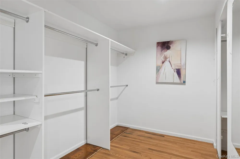 1 Engineers Road Roslyn, NY 11576