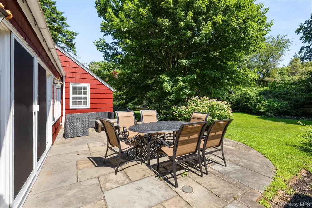 3500 Pine Neck Road Southold, NY 11971