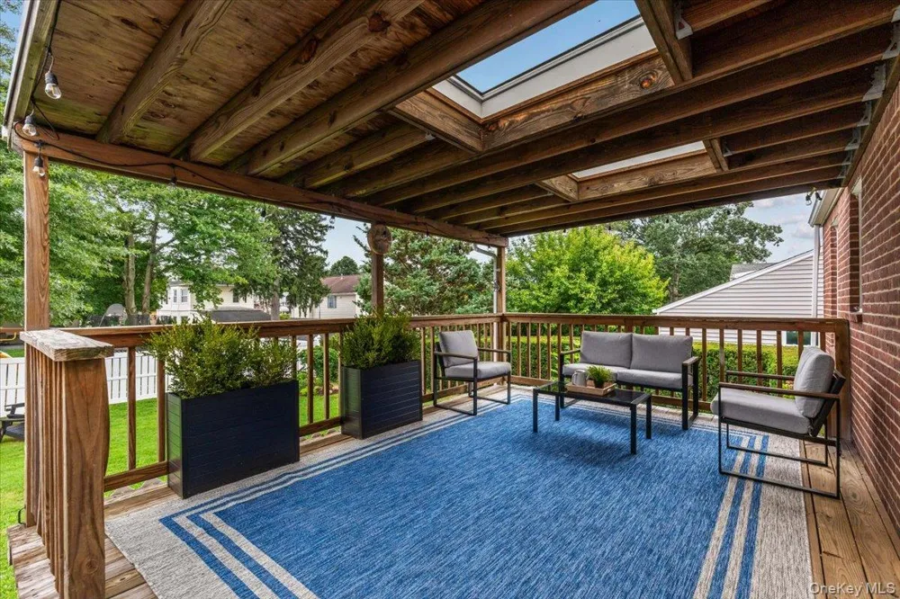10 Maywood Avenue Rye Brook, NY 10573