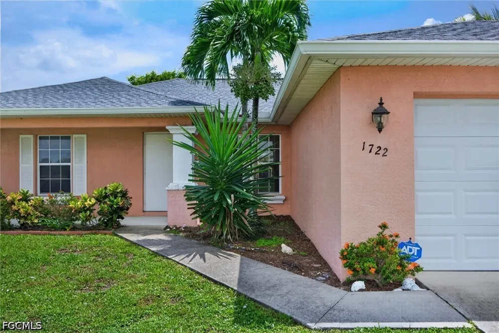 NE 11th Street Cape Coral, FL 33909