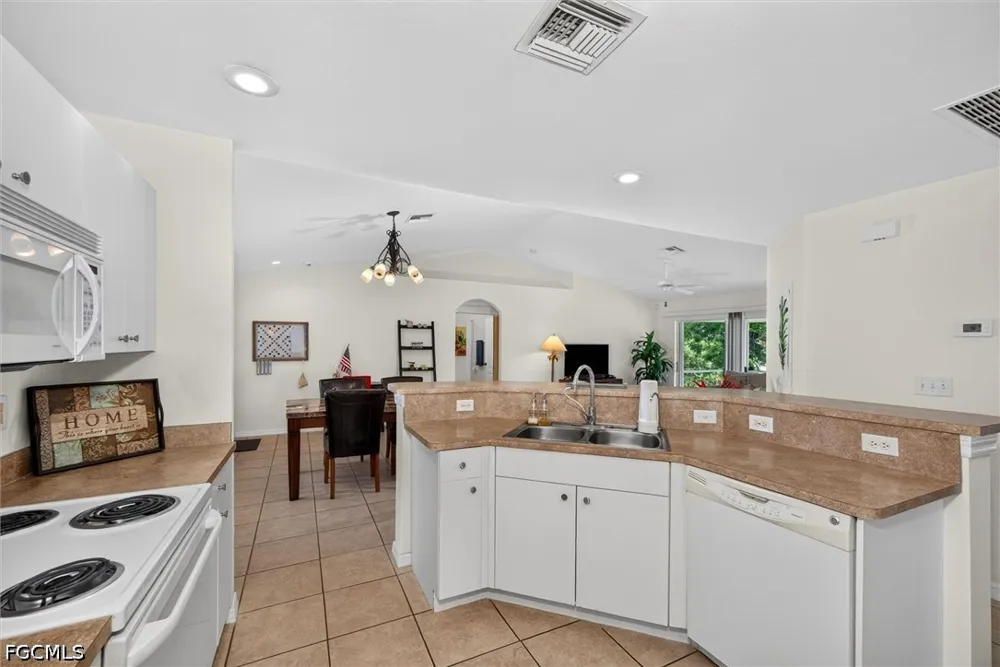 NE 11th Street Cape Coral, FL 33909