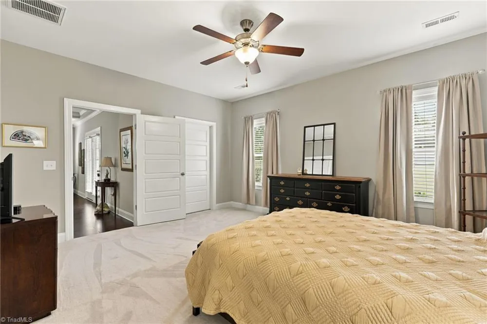 1009 Beechcrest Drive Kernersville, NC 27284