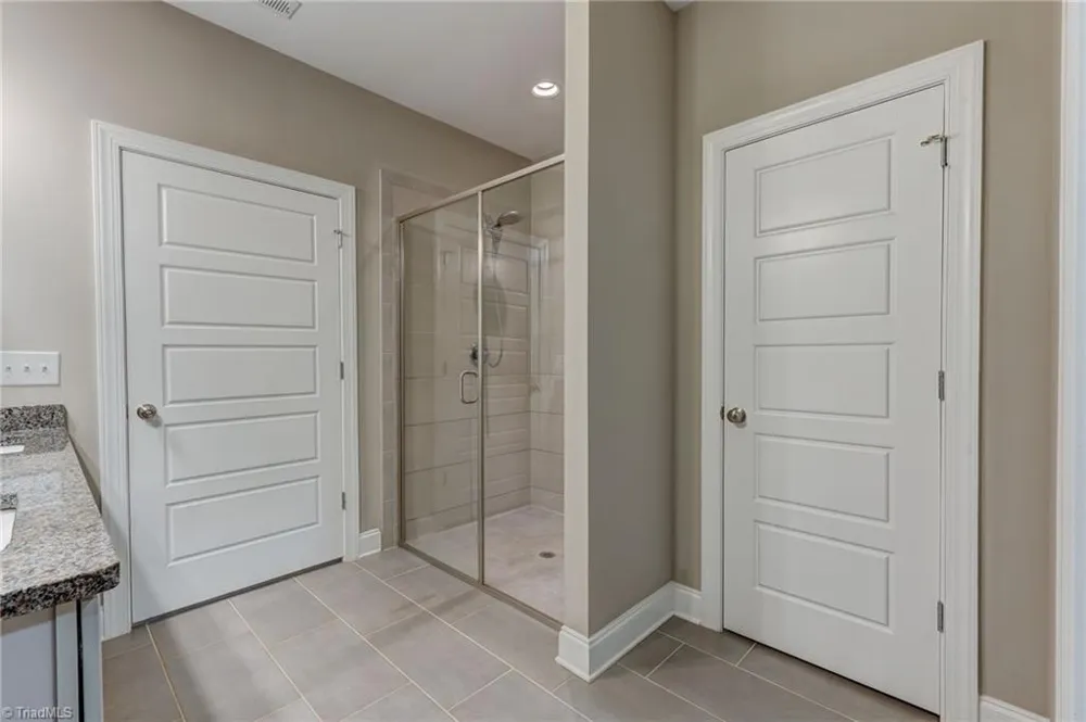 1009 Beechcrest Drive Kernersville, NC 27284