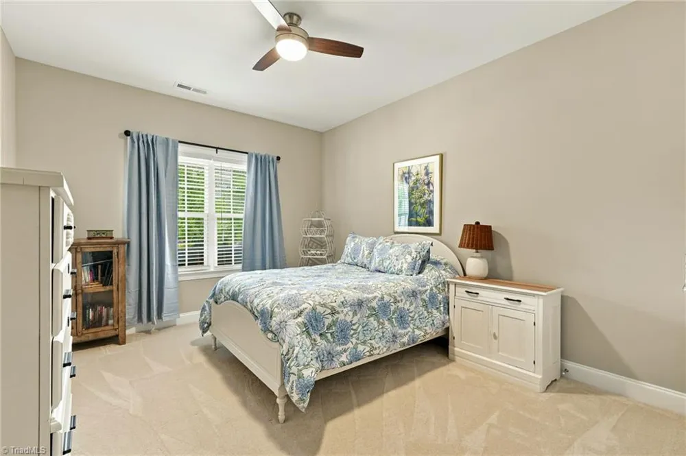 1009 Beechcrest Drive Kernersville, NC 27284
