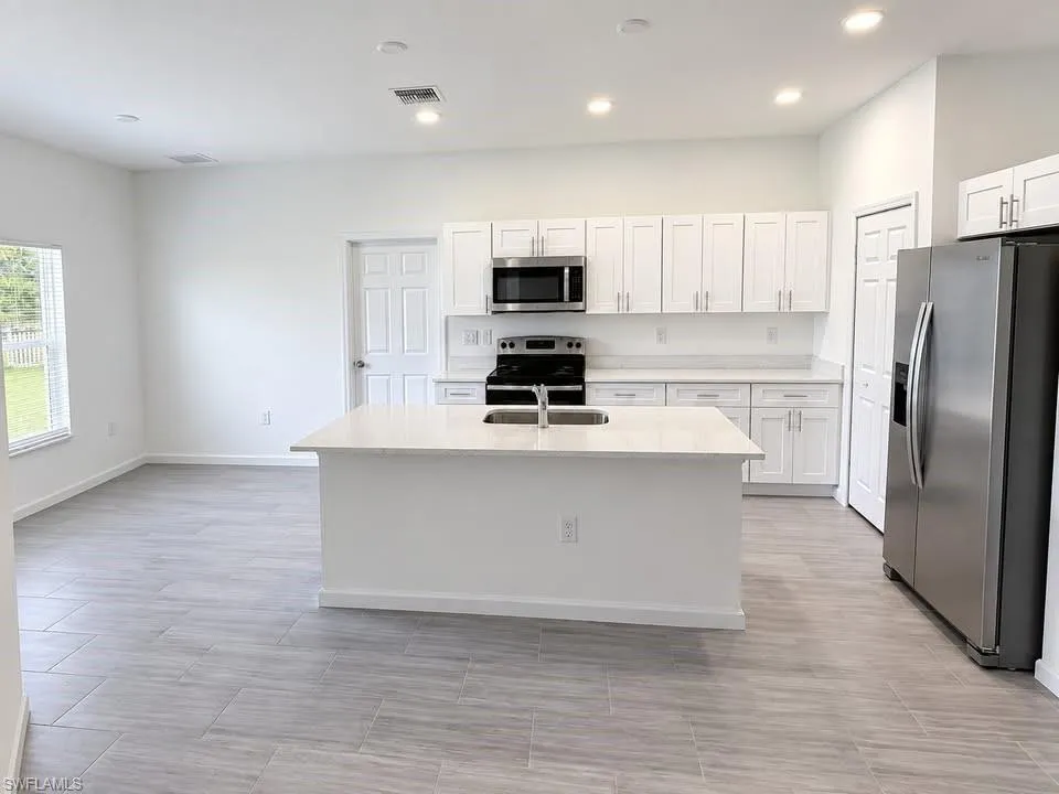 1928 NE 4th Terrace Cape Coral, FL 33909