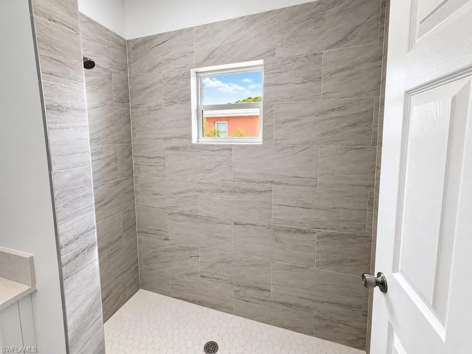 1928 NE 4th Terrace Cape Coral, FL 33909