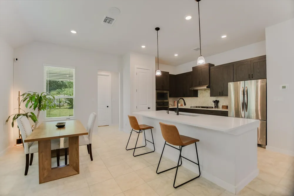 972 Leaning Oak Lane Georgetown, TX 78628