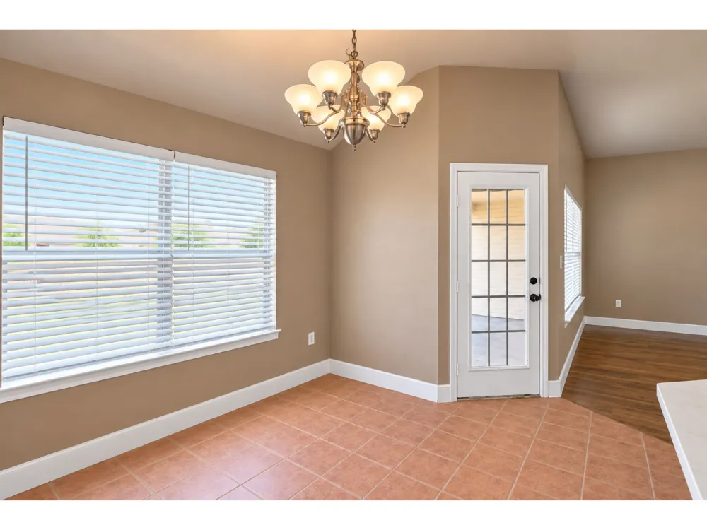 627 Brenna Road Waxahachie, TX 75165