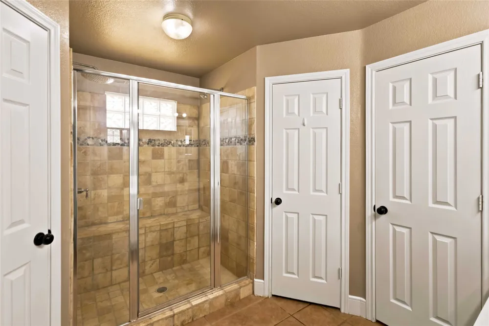 627 Brenna Road Waxahachie, TX 75165
