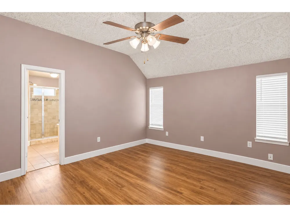 627 Brenna Road Waxahachie, TX 75165