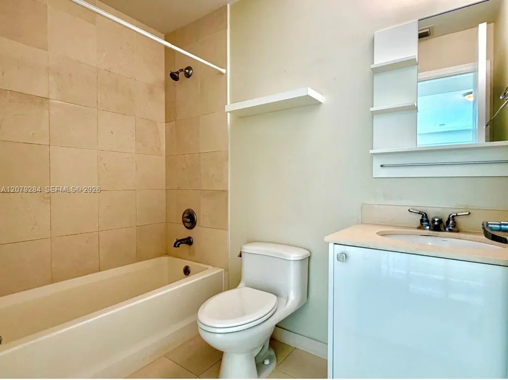 60 SW 13th St #1808 Miami, FL 33130