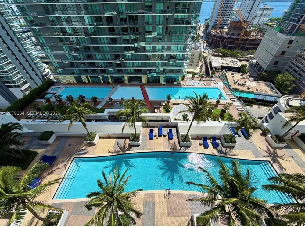 60 SW 13th St #1808 Miami, FL 33130