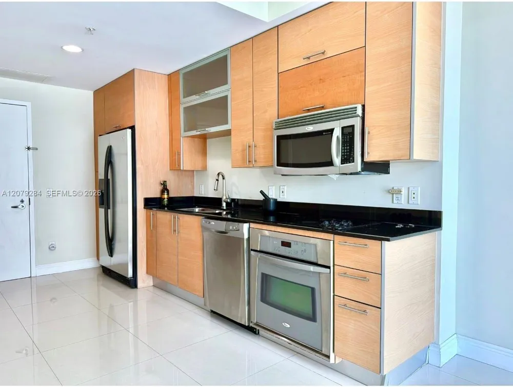 60 SW 13th St #1808 Miami, FL 33130