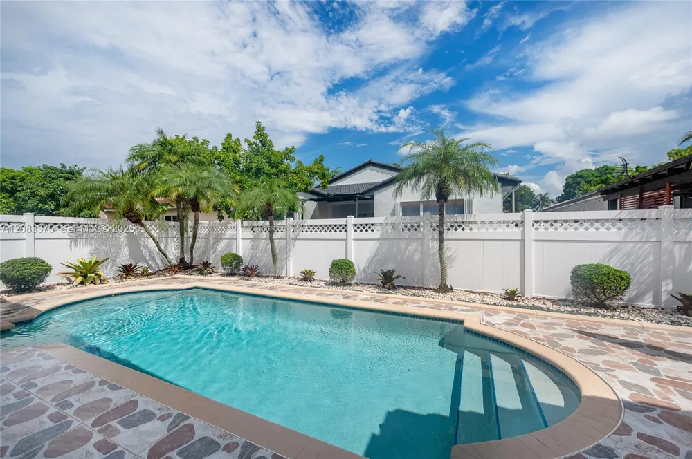 13149 SW 24th St Miramar, FL 33027