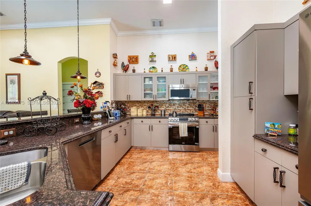13149 SW 24th St Miramar, FL 33027