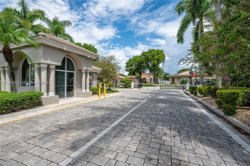 13149 SW 24th St Miramar, FL 33027